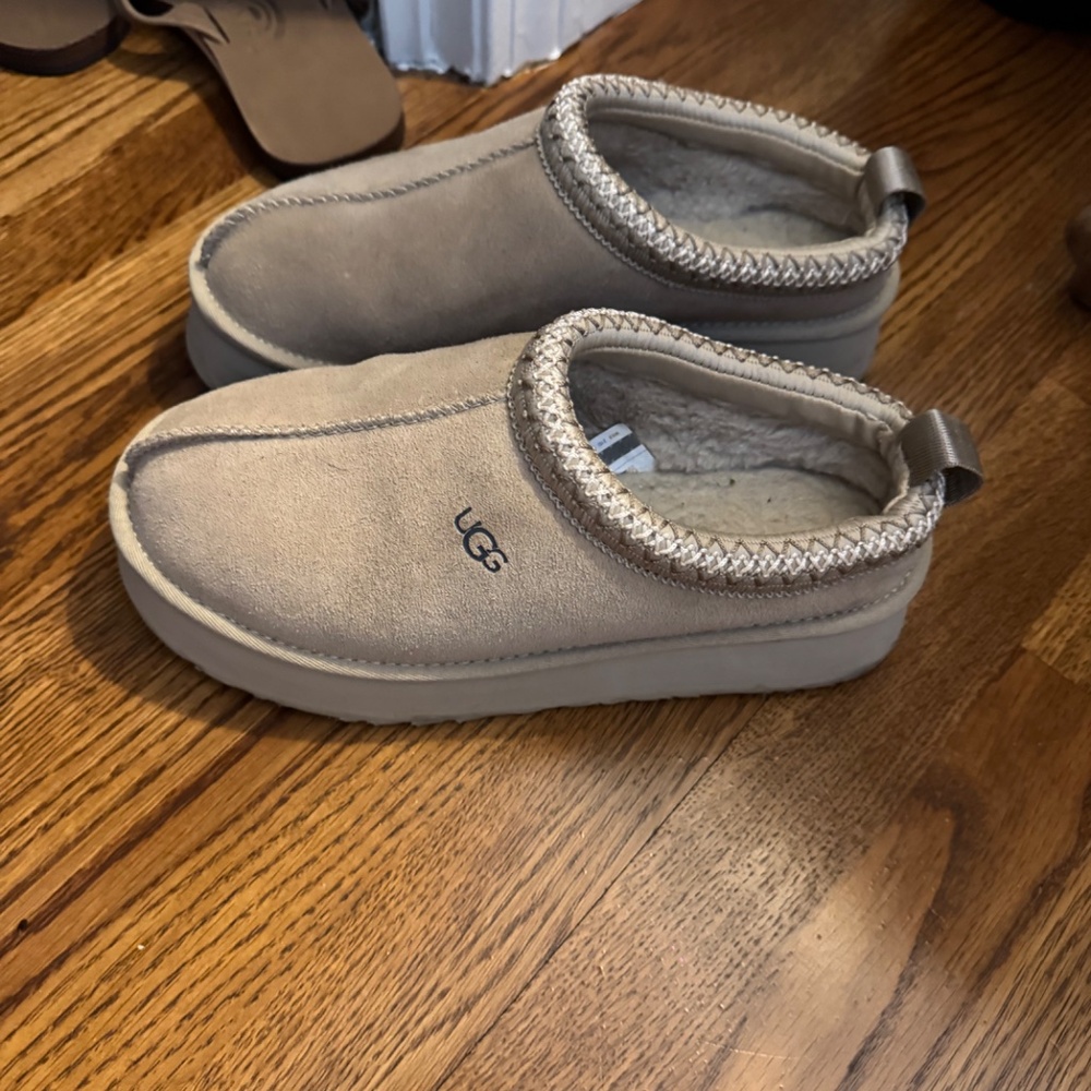 Ugg Platform - image 2